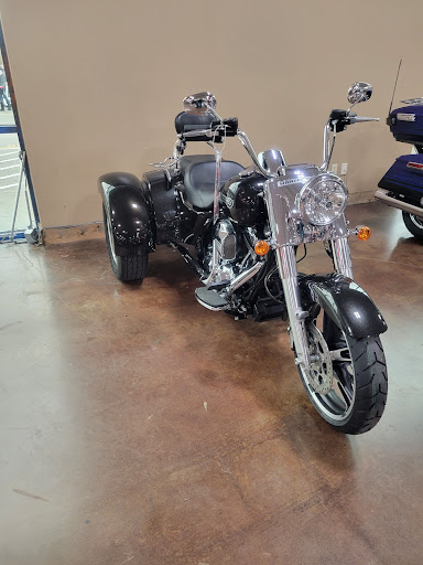 Harley-Davidson Dealer «Emerald City Harley-Davidson», reviews and photos, 5711 188th St SW, Lynnwood, WA 98037, USA