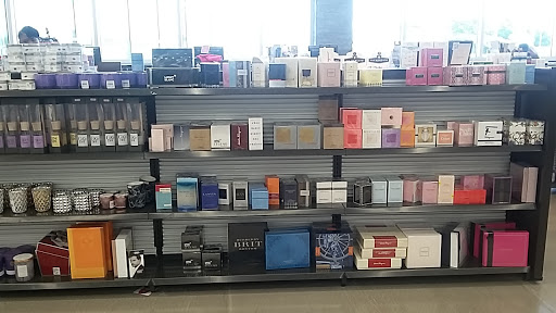 Department Store «Saks OFF 5TH», reviews and photos, 6502 Springfield Mall, Springfield, VA 22150, USA