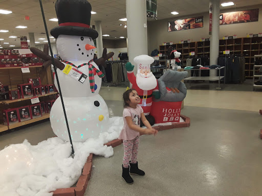 Department Store «Sears», reviews and photos, 150 Woodbridge Center Dr, Woodbridge, NJ 07095, USA