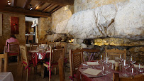 Atmosphère du Restaurant français La Petite Tonnelle à Beynac-et-Cazenac - n°3