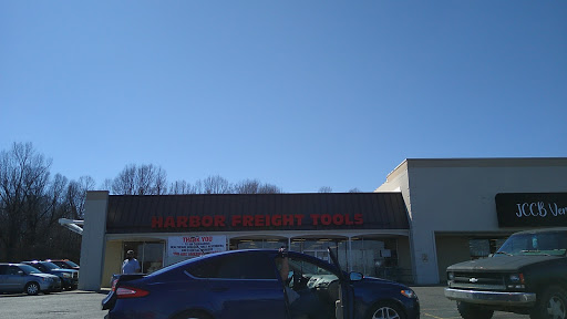 Hardware Store «Harbor Freight Tools», reviews and photos, 509 Lone Oak Rd, Paducah, KY 42003, USA