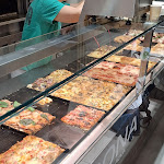 Photo n°4 de l'avis de Bogdan.r fait le 23/04/2024 à 05:36 sur le  Bona pizza romana in teglia à Rome