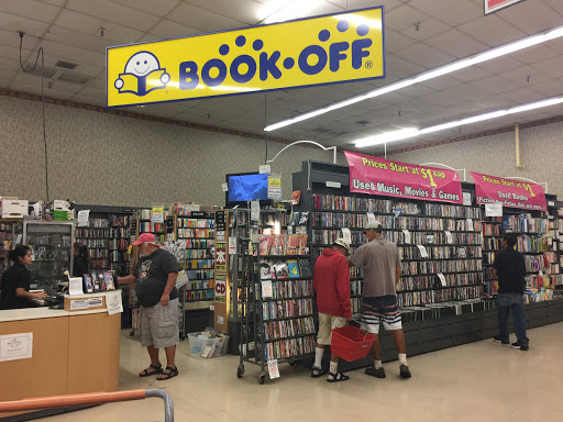 BOOKOFF Kaka’ako Store