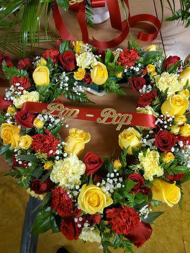 Florist «Shaw And Boehler Florist», reviews and photos, 31 Clinton Ave, Cortland, NY 13045, USA