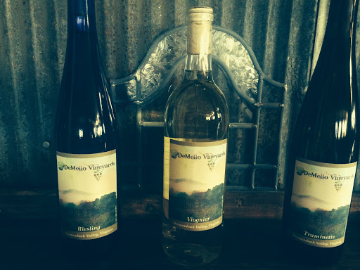 Winery «Third Hill Winery @ DeMello Vineyards», reviews and photos, 2110 Quicksburg Rd, Quicksburg, VA 22847, USA