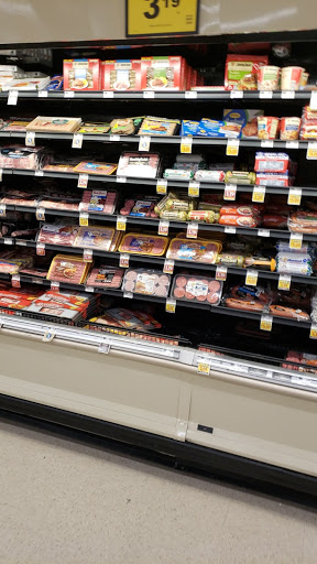 Shopping Mall «Southern Shopping Center», reviews and photos, 7525 Tidewater Dr, Norfolk, VA 23505, USA