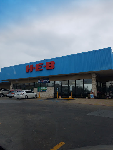 Grocery Store «H-E-B Grocery», reviews and photos, 200 W Hopkins St, San Marcos, TX 78666, USA