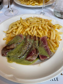 Steak frites du Restaurant français L'Atelier Entrecôte & Volaille à Paris - n°2