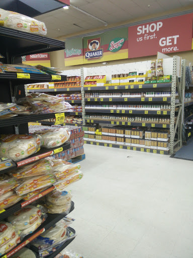 Grocery Store «Grocery Outlet Bargain Market», reviews and photos, 4157 NW U.S. 101 #101, Lincoln City, OR 97367, USA