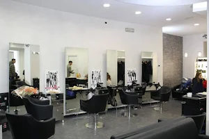 Bottone - Hairdressing & Barber image