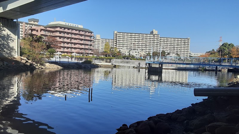 新左近川親水公園カヌー場