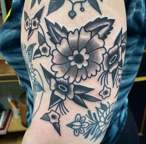 Tattoo Shop «Lombard Street Tattoo», reviews and photos, 8937 N Lombard St, Portland, OR 97203, USA