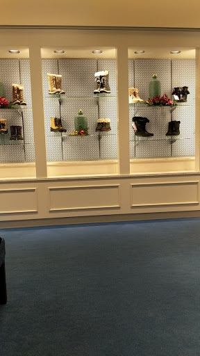 Department Store «Von Maur Eastview», reviews and photos, 300 Eastview Mall, Victor, NY 14564, USA