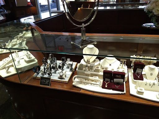 Jewelry Store «Venus Jewelers», reviews and photos, 1024 Easton Ave, Somerset, NJ 08873, USA