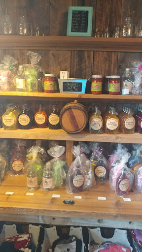 Winery «Cedar Creek Winery & Brew Co.», reviews and photos, 3820 Leonard Rd, Martinsville, IN 46151, USA