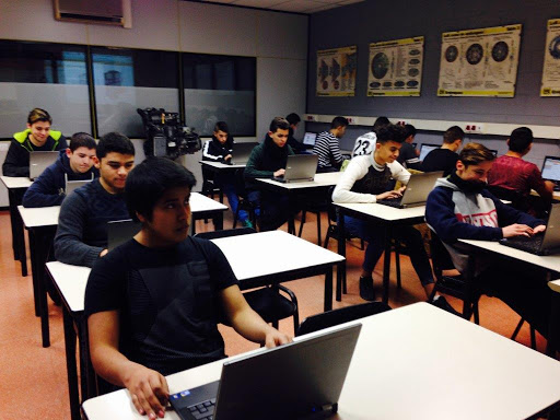 Centre Tècnic d'Automoció, Escuela vocacional en Figueres,Girona