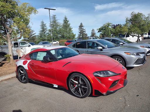 Toyota Dealer «Auburn Toyota», reviews and photos, 800 Nevada St, Auburn, CA 95603, USA