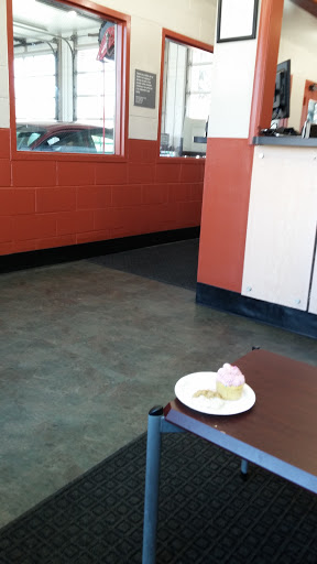 Oil Change Service «Jiffy Lube», reviews and photos, 717 W Main Rd, Middletown, RI 02842, USA