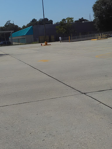 Grocery Store «Winn-Dixie», reviews and photos, 109 N Cleveland Ave #1479, Long Beach, MS 39560, USA