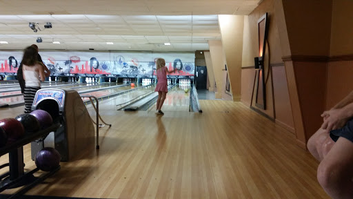 Bowling Alley «Bowland Beacon», reviews and photos, 5400 Tamiami Trail N, Naples, FL 34108, USA