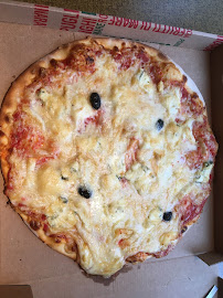 Plats et boissons du Pizzas à emporter La Pizz'Savoyarde à Challes-les-Eaux - n°2