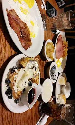 American Restaurant «Cracker Barrel Old Country Store», reviews and photos, 301 Exchange Way, Braselton, GA 30517, USA