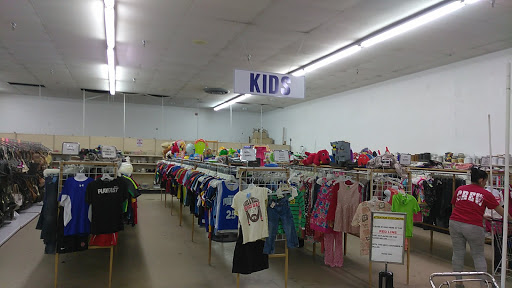 Thrift Store «Community Thrift Store», reviews and photos, 6015 Edgewater Dr, Orlando, FL 32810, USA