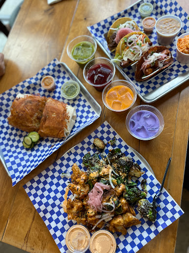 Chinitos Tacos image
