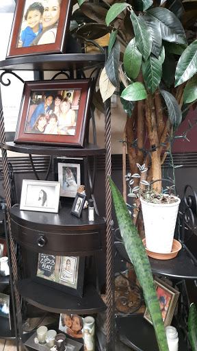 Beauty Salon «Corona Beauty Salon 