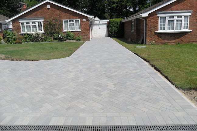 Reviews of Scott Beck Paving and Landscapes Ltd in Southampton - Construction company