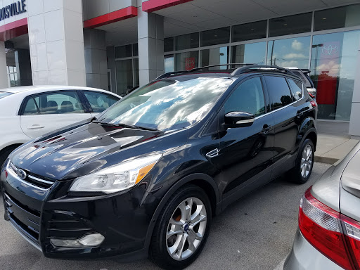 Toyota Dealer «Toyota of Louisville on Dixie Highway», reviews and photos, 6514 Dixie Hwy, Louisville, KY 40258, USA