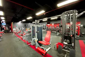 Snap Fitness 24/7 Southbank image