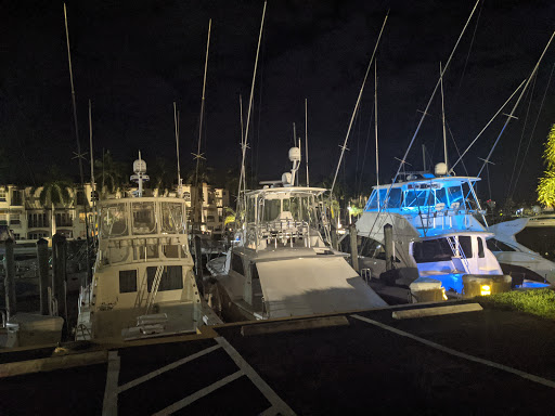 Tobacco Shop «Angry Moon Cigar Bar», reviews and photos, 2401 PGA Boulevard, Palm Beach Gardens, FL 33410, USA