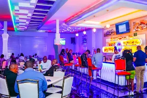 Calabaza Lounge & Grill image