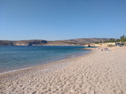 Akrotiri Lombardy'in fotoğrafı geniş bir kıyı şeridi ile birlikte