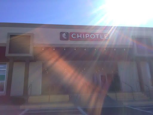 Mexican Restaurant «Chipotle Mexican Grill», reviews and photos, 895 N Academy Blvd, Colorado Springs, CO 80909, USA