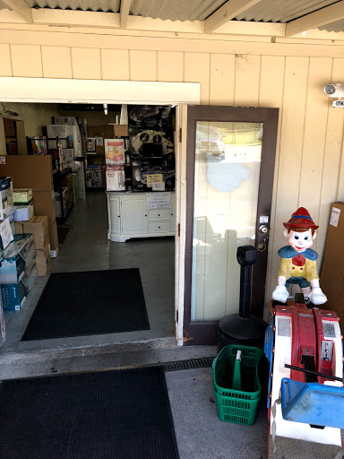 Surplus Store «Discount Alley», reviews and photos, 1382 CA-116 a, Sebastopol, CA 95472, USA