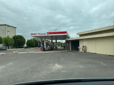 ESSO EXPRESS SAINTE GENEVIEVE à Auxerre