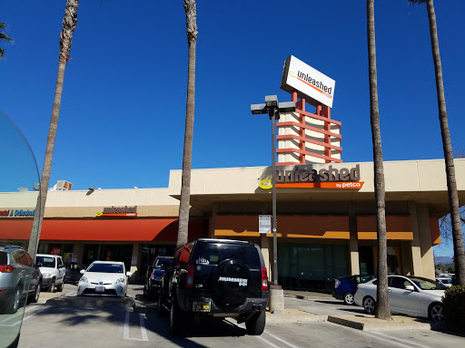 Unleashed by Petco, 4821 Lankershim Blvd, North Hollywood, CA 91601, USA, 