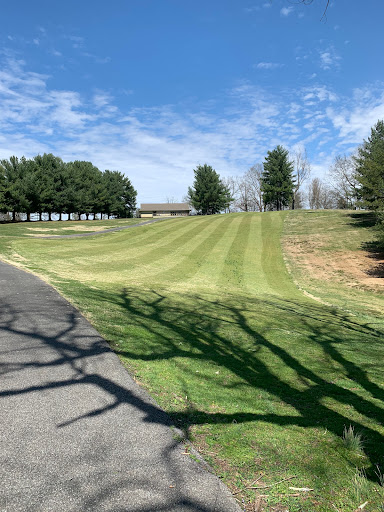 Golf Course «Steele Creek Park Golf Course», reviews and photos, 20 Little Ln, Bristol, TN 37620, USA