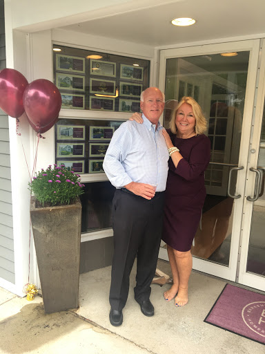 Real Estate Agency «Berkshire Hathaway HomeServices Town and Country Real Estate», reviews and photos, 239 Washington St, Wellesley, MA 02481, USA