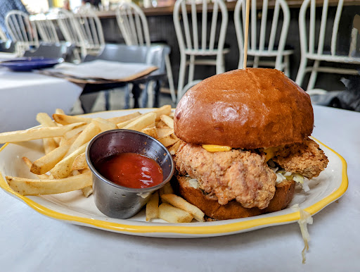 Fine Dining Restaurant «BrewRiver GastroPub», reviews and photos, 2062 Riverside Dr, Cincinnati, OH 45202, USA