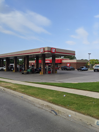 Gas Station «QuikTrip», reviews and photos, 2321 N Beach St, Haltom City, TX 76111, USA