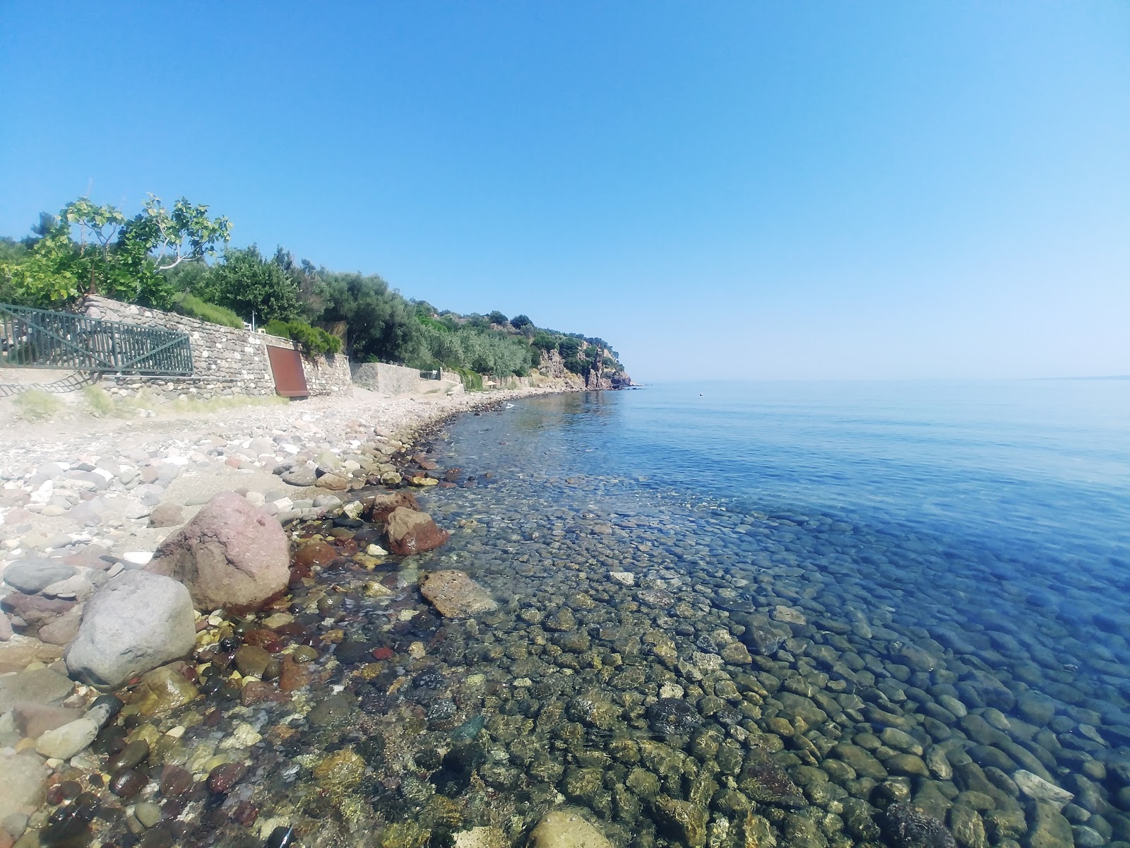 Photo of Yesil Port beach with partly clean level of cleanliness