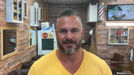 Barber Shop «Silver Clipper Barber Shop», reviews and photos, 512 21st St, Vero Beach, FL 32960, USA
