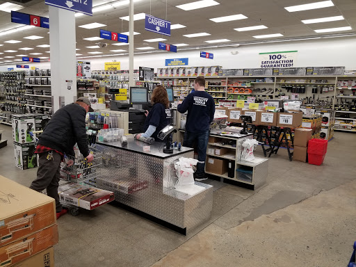 Hardware Store «Harbor Freight Tools ,generators», reviews and photos, 727 Granite St, Braintree, MA 02184, USA