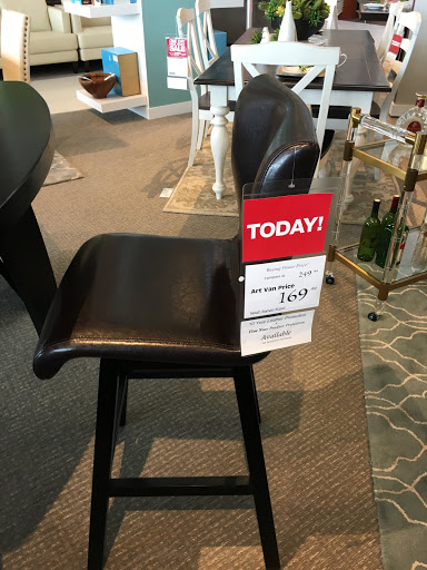 Furniture Store «Art Van Furniture - Downers Grove», reviews and photos, 1021 Butterfield Rd, Downers Grove, IL 60515, USA
