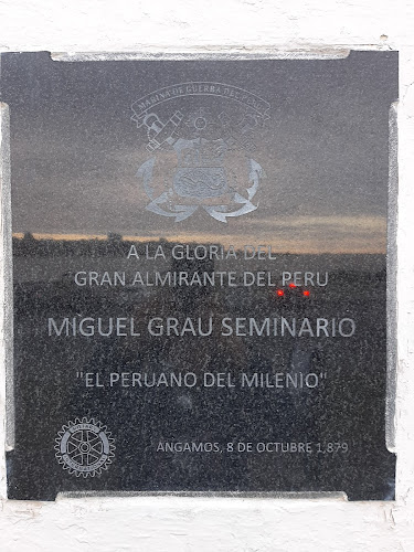Busto Almirante MIGUEL GRAU SEMINARIO - Museo