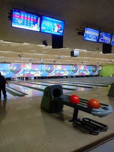 Bowling Alley «La Ru Bowling Lanes», reviews and photos, 2443 Alexandria Pike, Highland Heights, KY 41076, USA