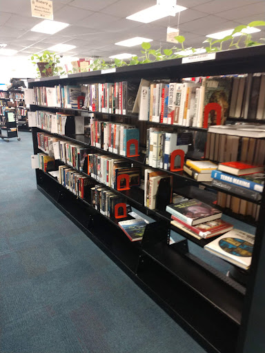 Used Book Store «Recycled Reads Bookstore, Austin Public Library», reviews and photos